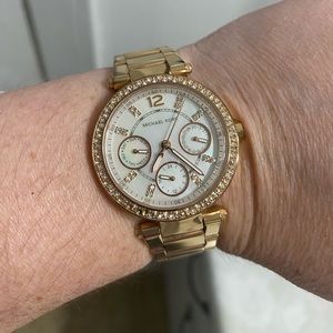 Micheal Kors watch. Rose gold